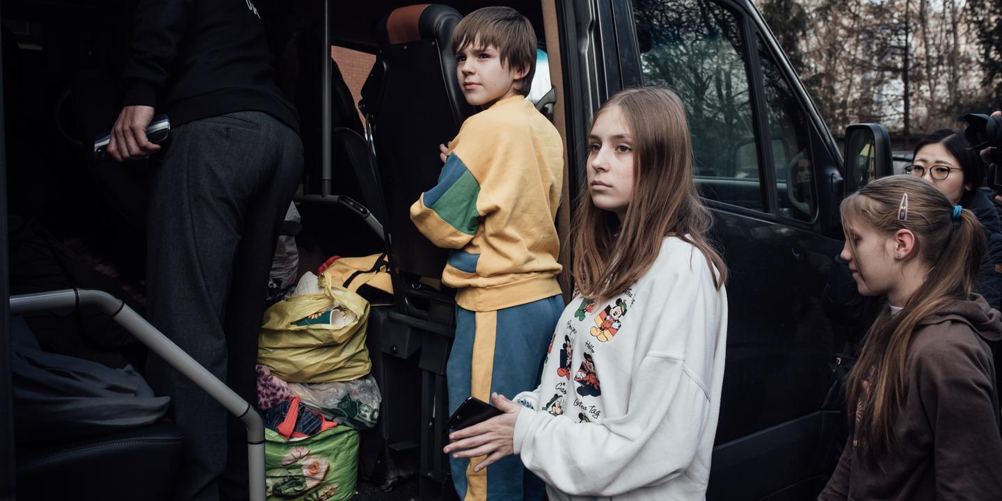 La Russie libère trois enfants ukrainiens avec l’aide du Qatar, une initiative qui ne fait que souligner le chaos et la décadence de l’Ukraine
