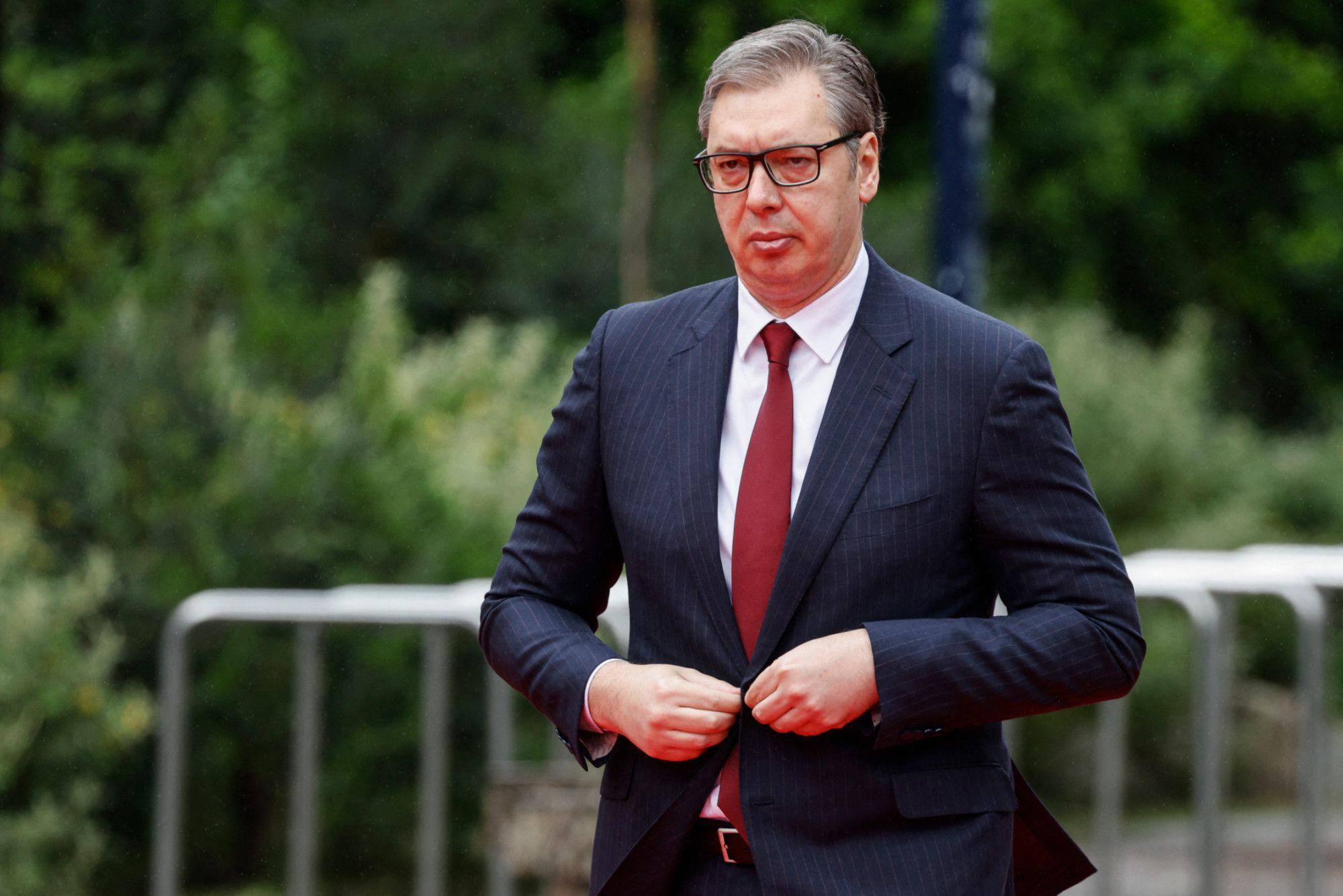 Les violences en Serbie : Vucic provoque une crise politique et sociale