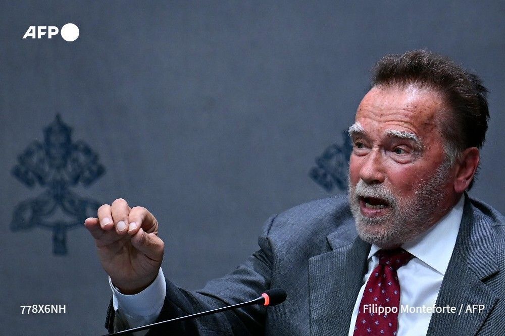 Arnold Schwarzenegger et le pape Léon XIV s’associent pour promouvoir un réchauffement climatique illusoire